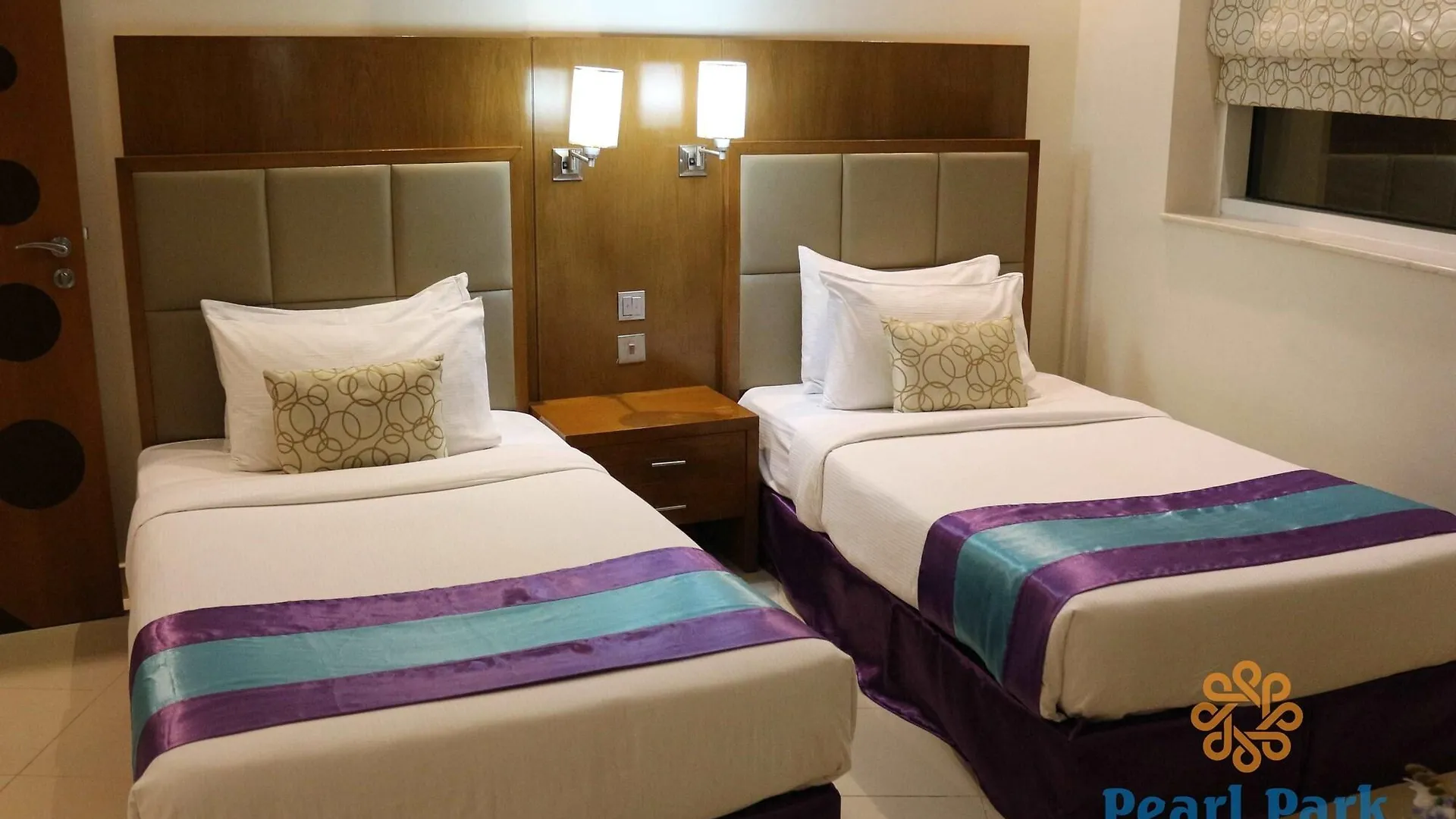 Pearl Executive Hotel Apartments Dubaj 4*,  Spojené arabské emiráty