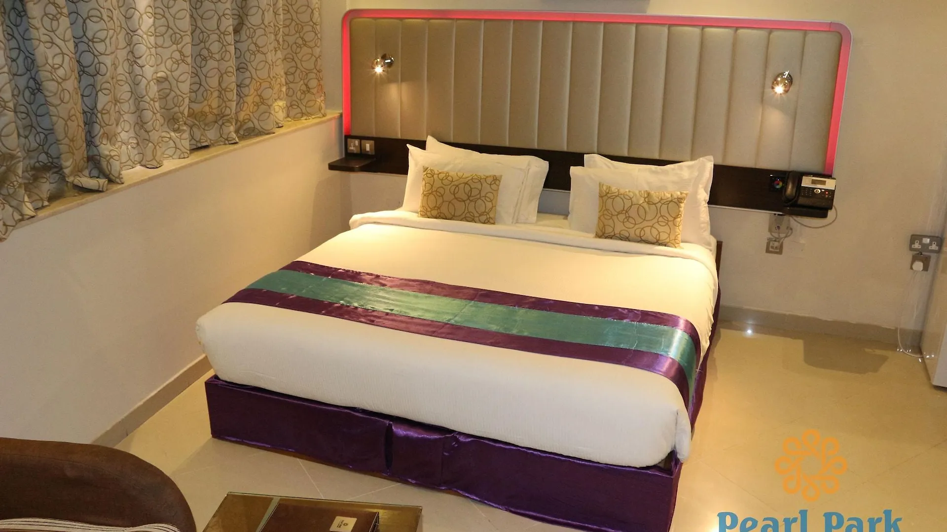 Pearl Executive Hotel Apartments Dubaj Aparthotel