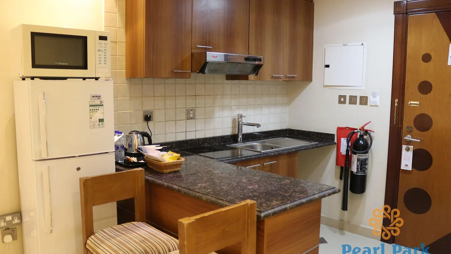 **** מלון דירות דובאי Pearl Executive Hotel Apartments איחוד האמירויות הערביות