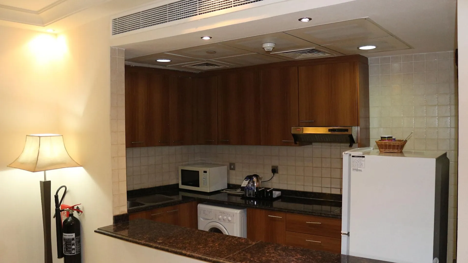 דובאי Pearl Executive Hotel Apartments 4*,